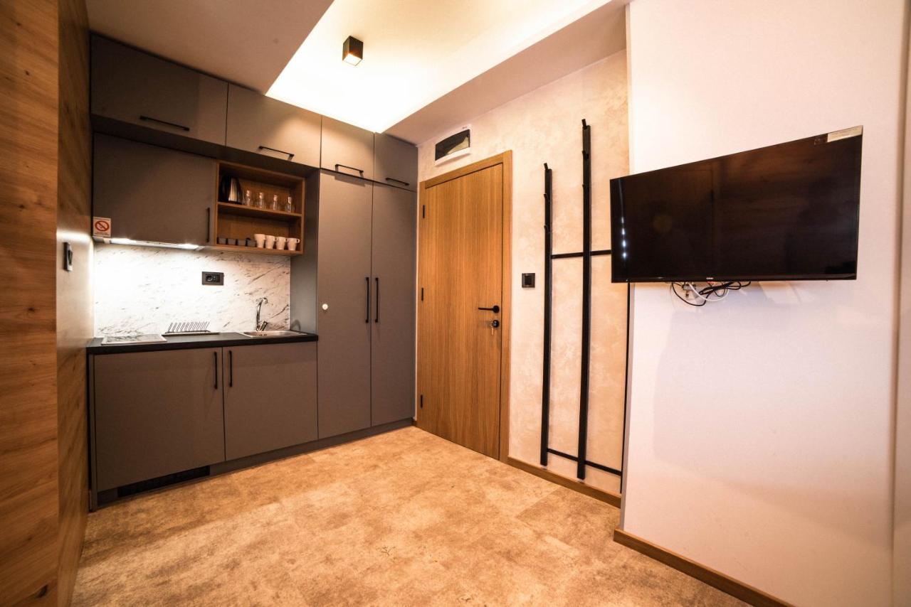 Apartments Suncani Vrhovi コパオニク エクステリア 写真