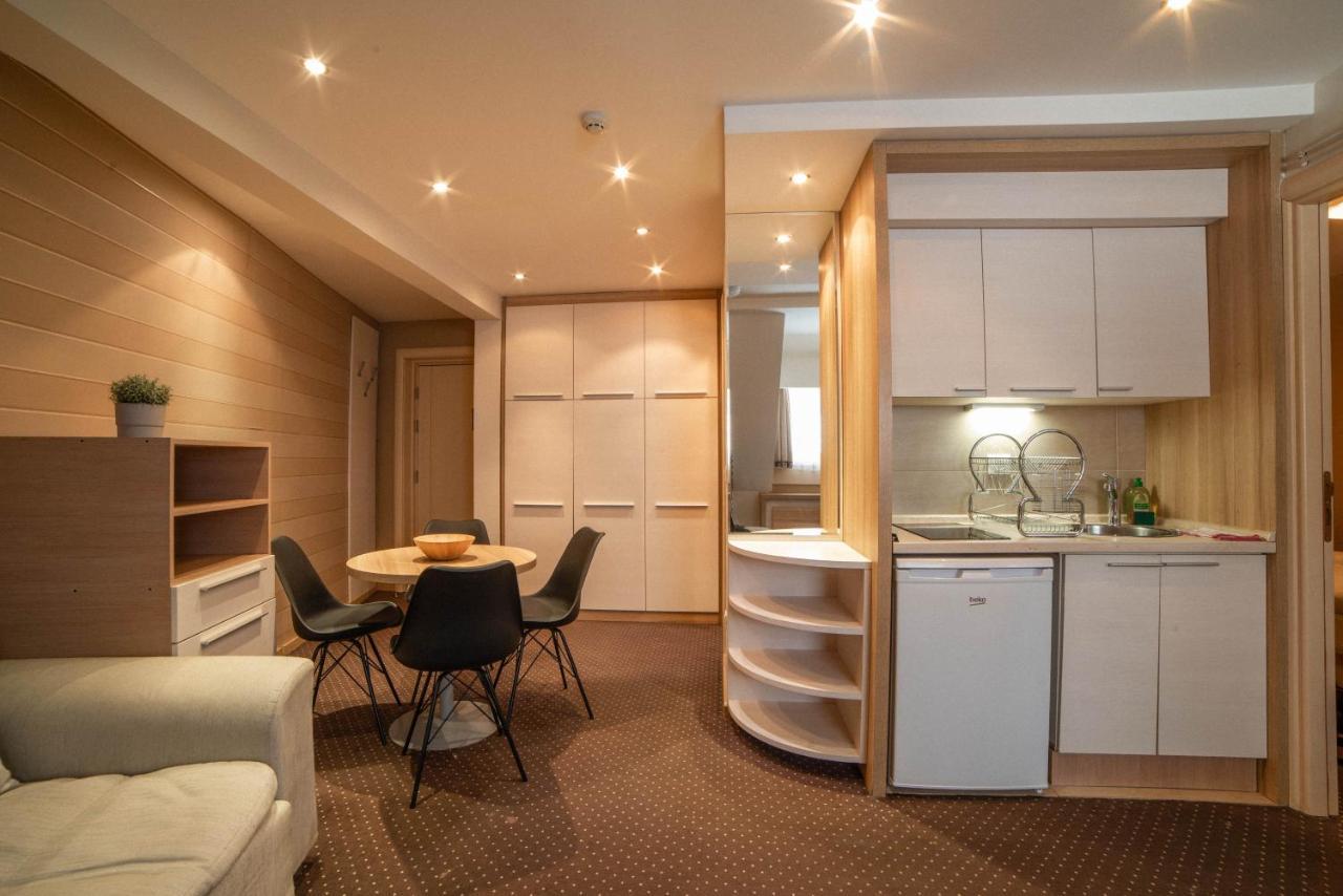 Apartments Suncani Vrhovi コパオニク エクステリア 写真