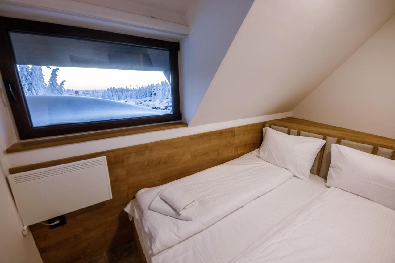 Apartments Suncani Vrhovi コパオニク エクステリア 写真