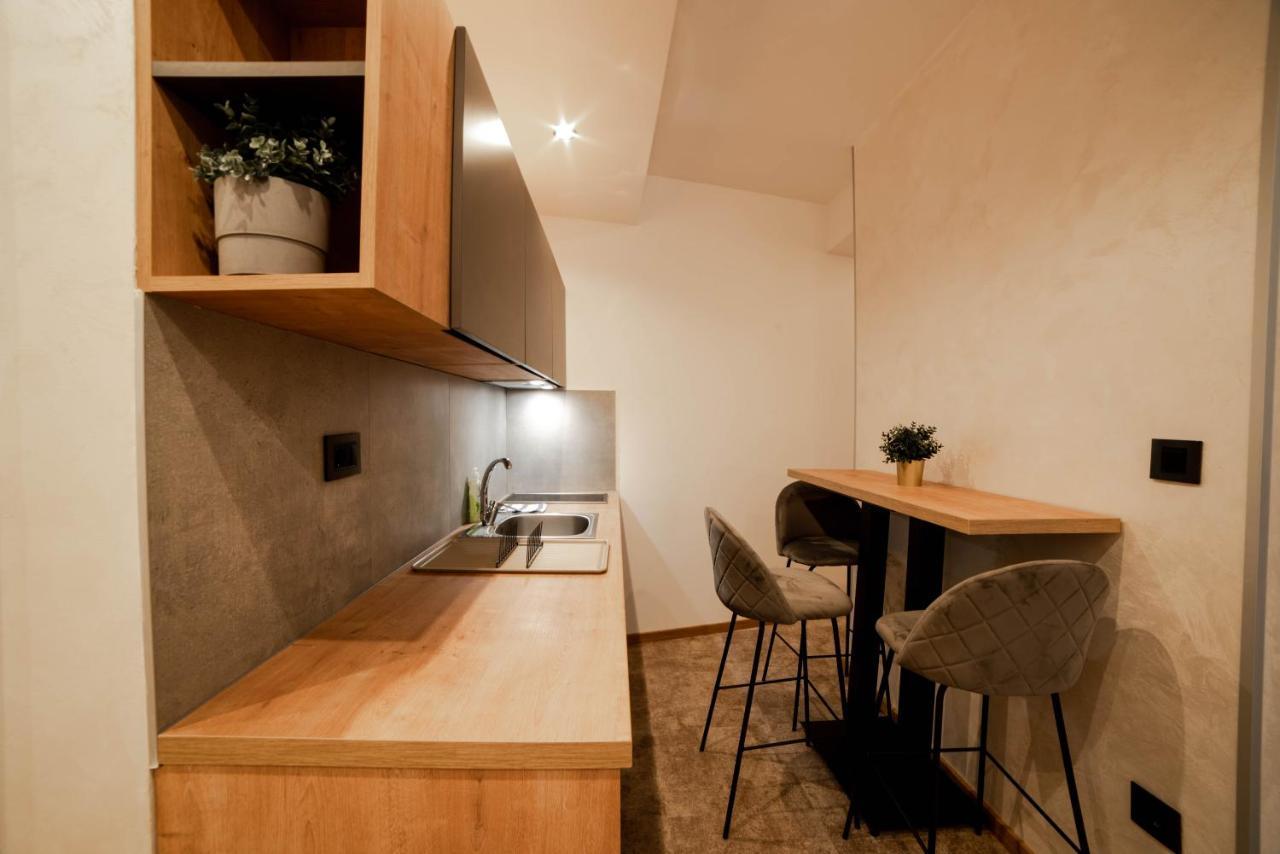 Apartments Suncani Vrhovi コパオニク エクステリア 写真
