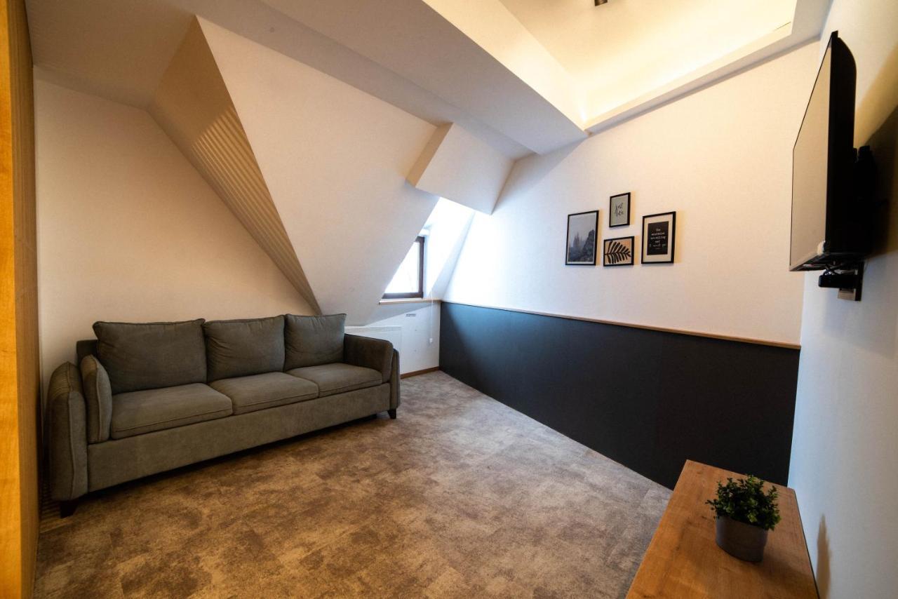 Apartments Suncani Vrhovi コパオニク エクステリア 写真