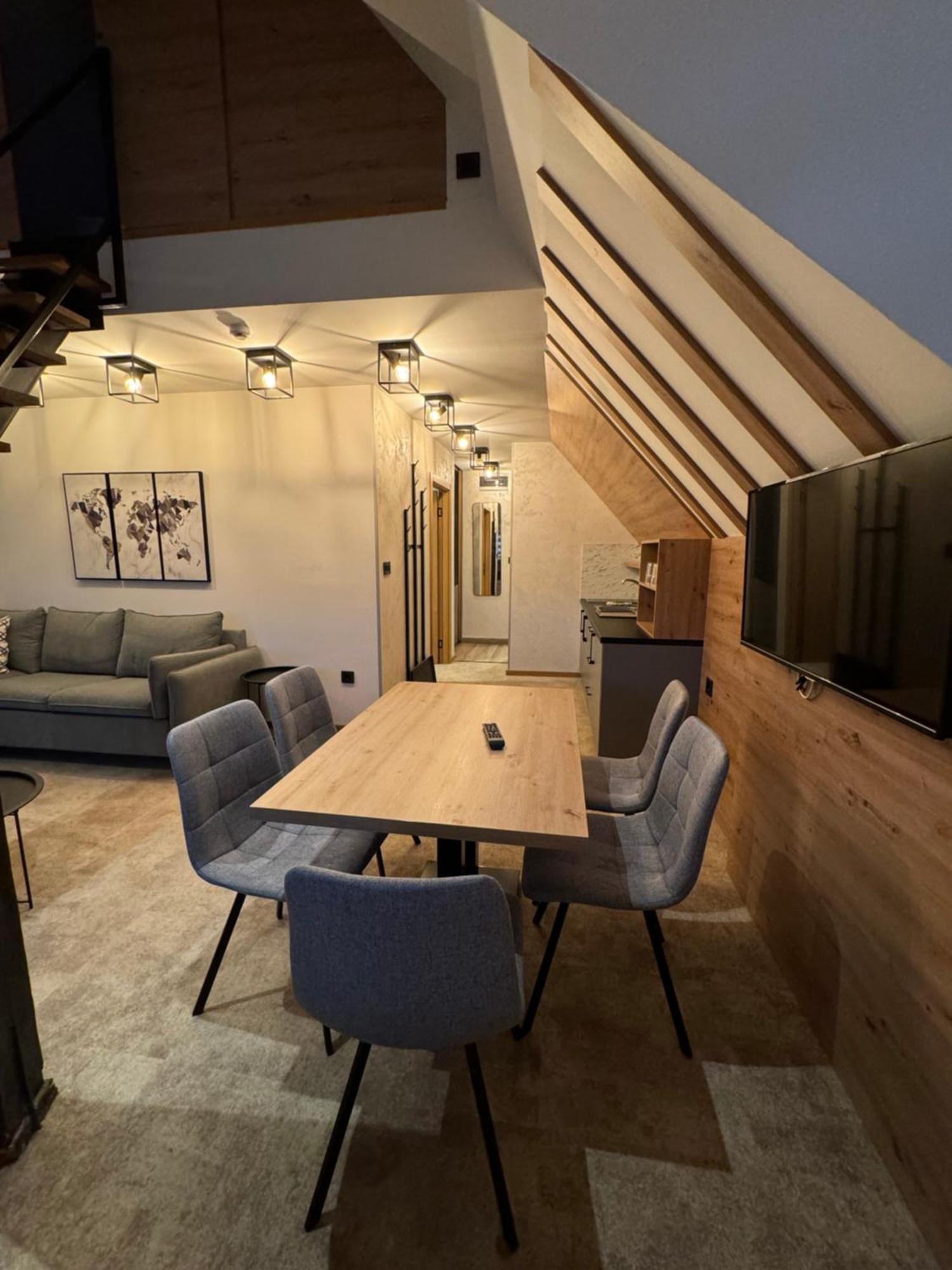 Apartments Suncani Vrhovi コパオニク エクステリア 写真